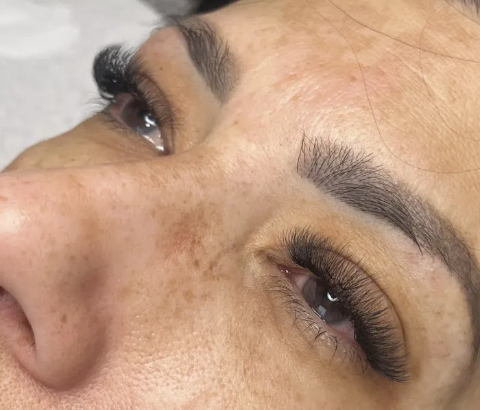 Skin and Lashes by Alona Picture 5