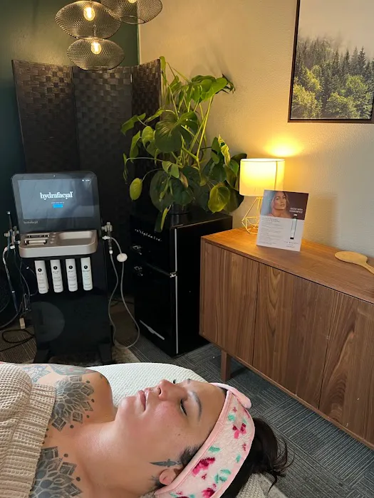 Whipped Brow Bar Picture 4