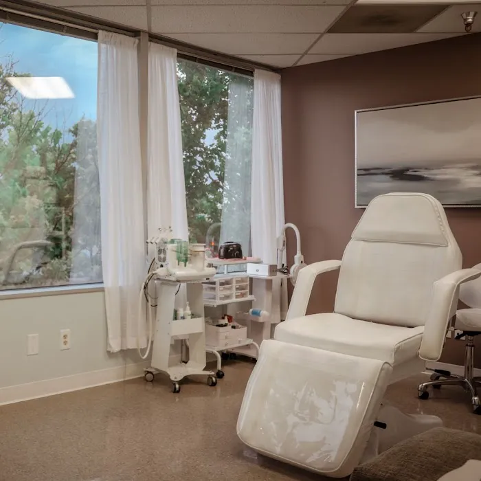 SHAW SKIN CLINIC Picture 5