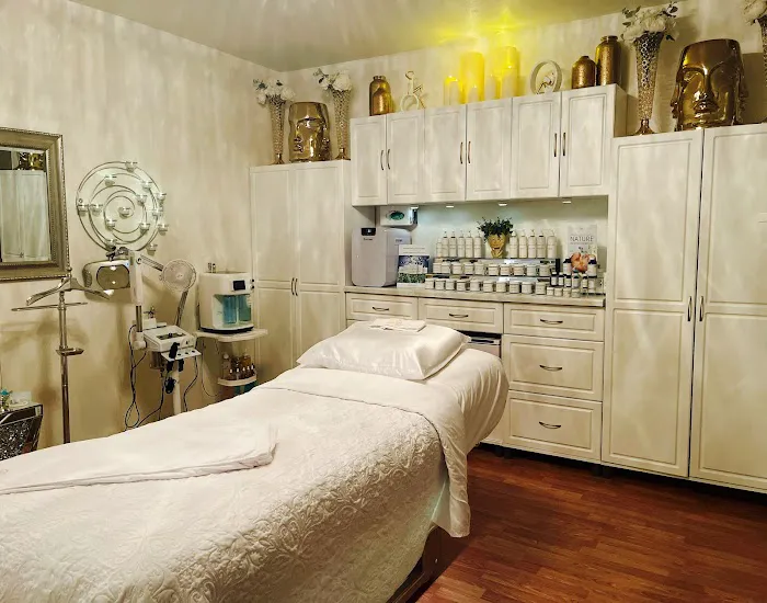 BeYoutiful Skin by Sabrina Picture 3