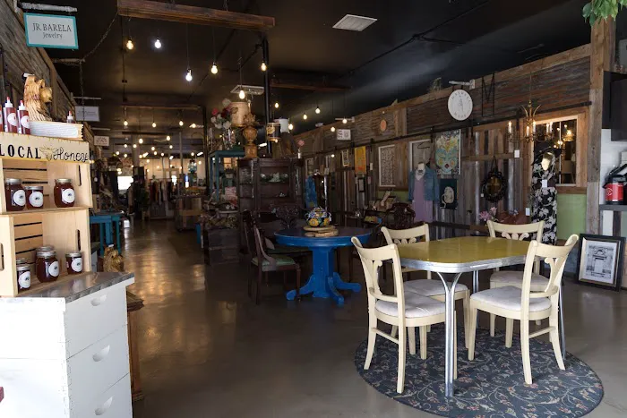 HER Skincare and Waxing Picture 3