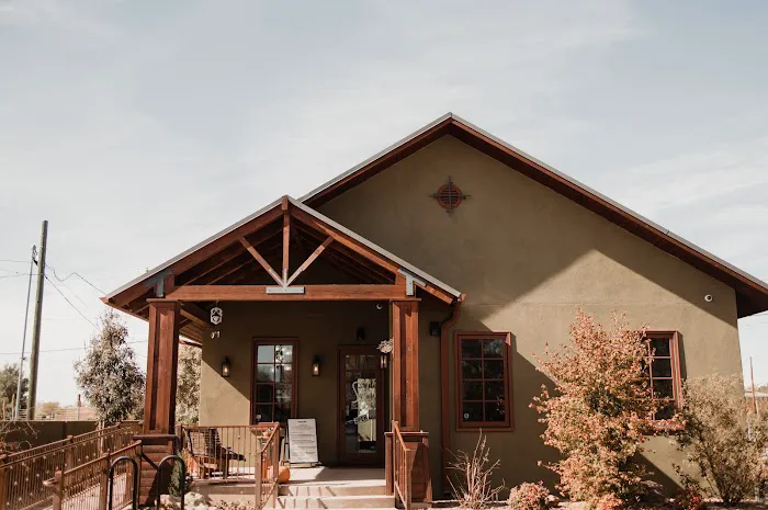 CeLuna Skincare LLC Picture 6