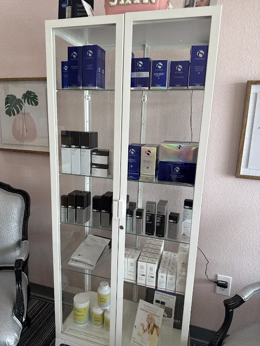 Kendra's Paramedical Skin Care Picture 3