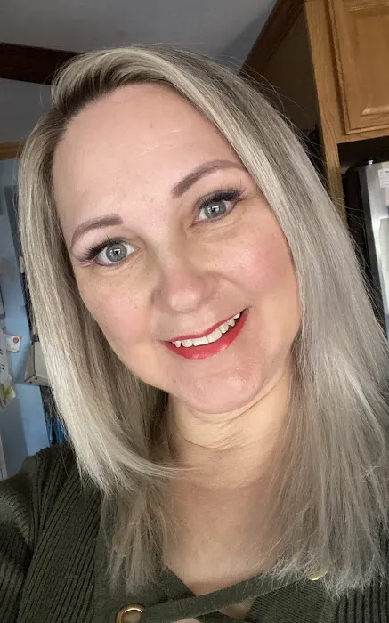 Simply Skin & Chains Permanent Jewelry Parties by Mona Picture 3