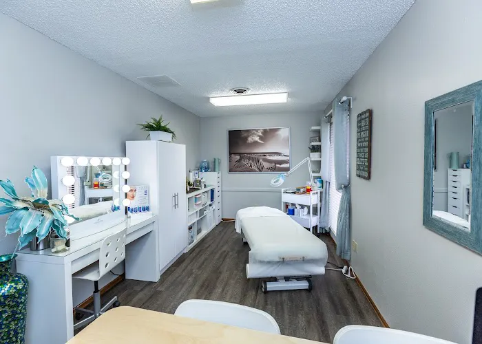 Face Five Acne Clinic Picture 3