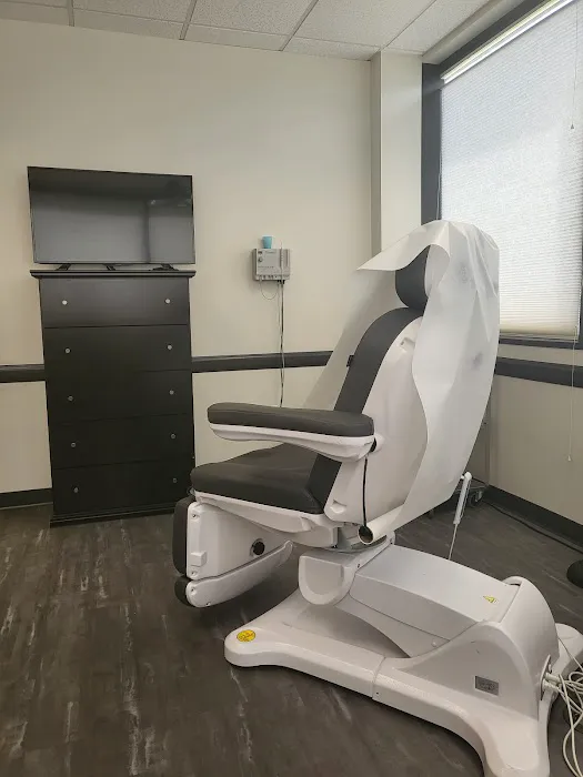 Colorado Springs Dermatology Clinic, PC North Picture 8