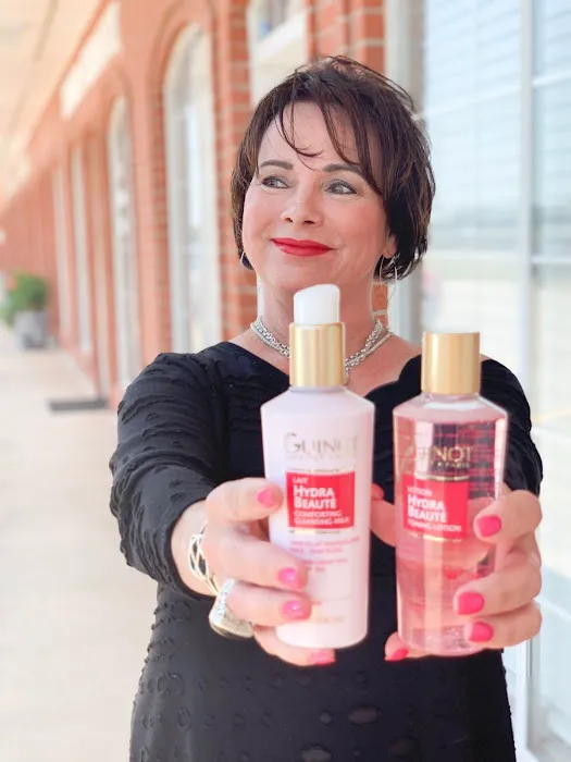 Eileen's Face & Body Picture 3