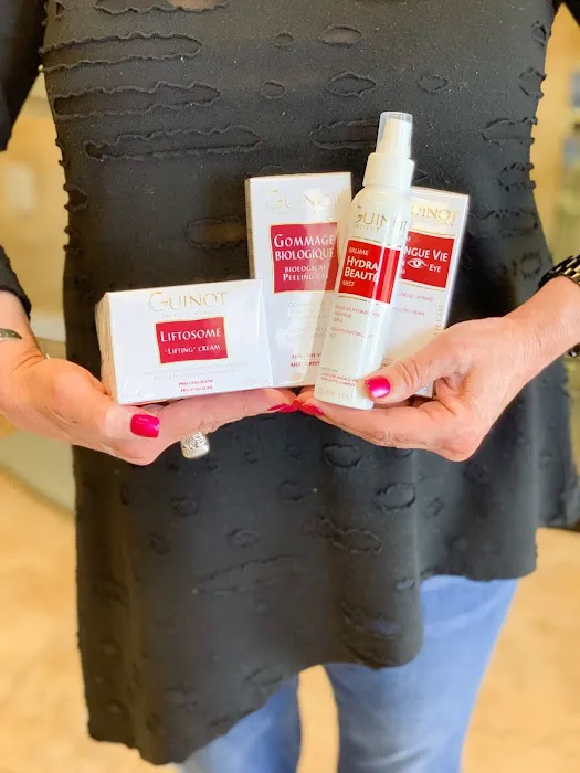 Eileen's Face & Body Picture 8