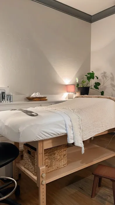 Jaimie Esau Skincare Picture 8