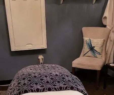 Dragonfly Skin and Wellness