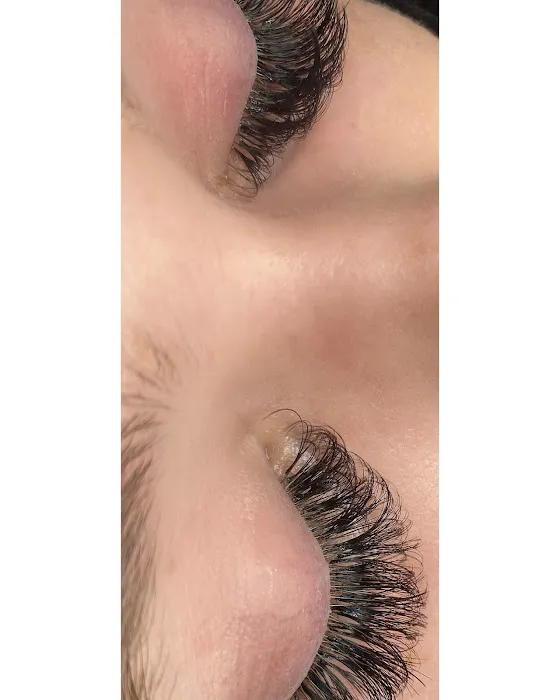 AZD Make Up and Skin Picture 4