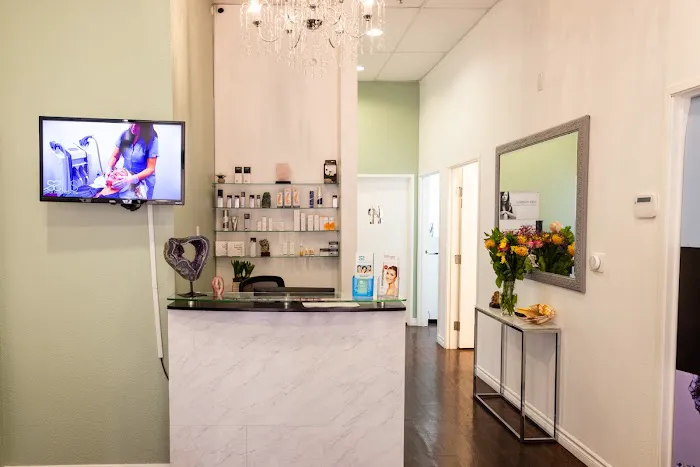 Silk Skin Laser Spa Picture 5