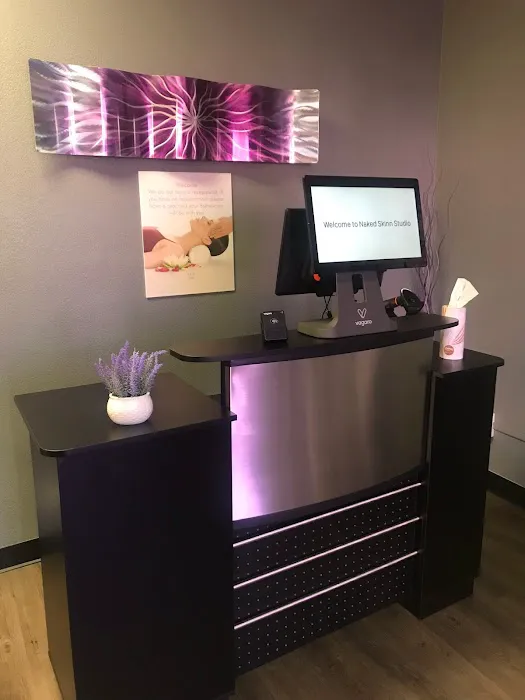 NAKED Skinn Studio Picture 3