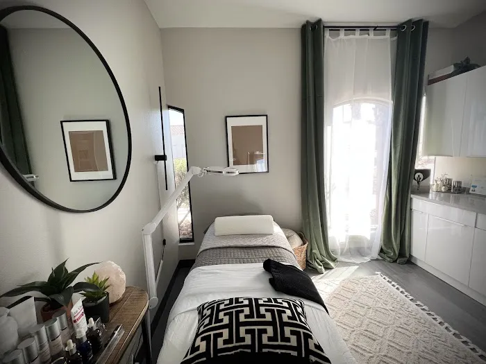 Jessica Ellis Skincare Picture 5