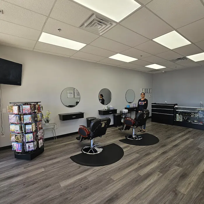 Pearl Eyebrow Threading Picture 2