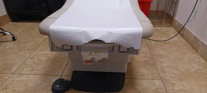 Thomas Dermatology Picture 3