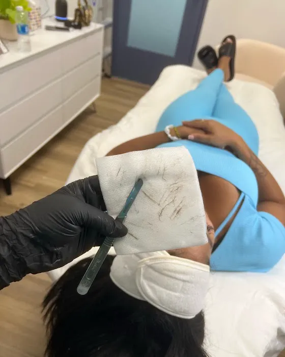 Skn Bar LV Picture 6