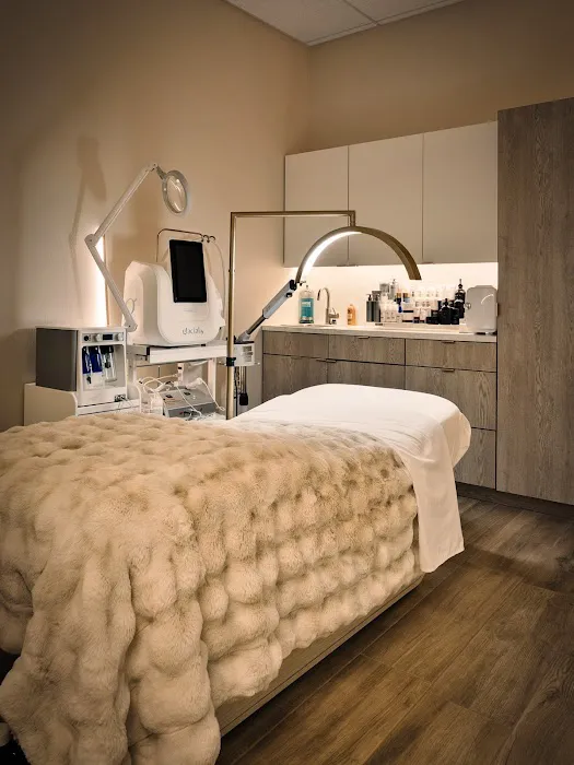 Velvaere Aesthetics Picture 1