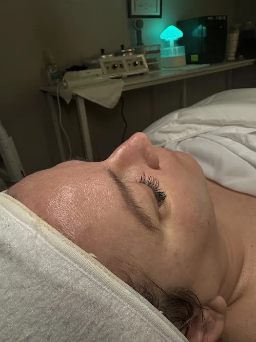 Esthetics By Taya Picture 3