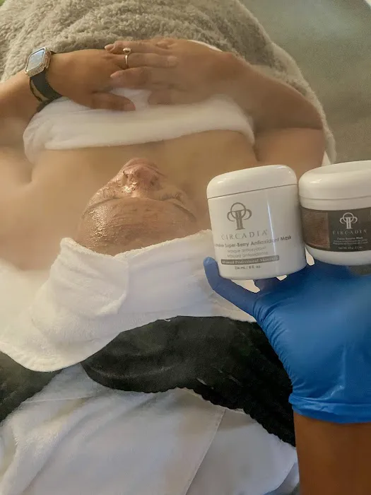 Mind Body & Glow Esthetics Picture 2