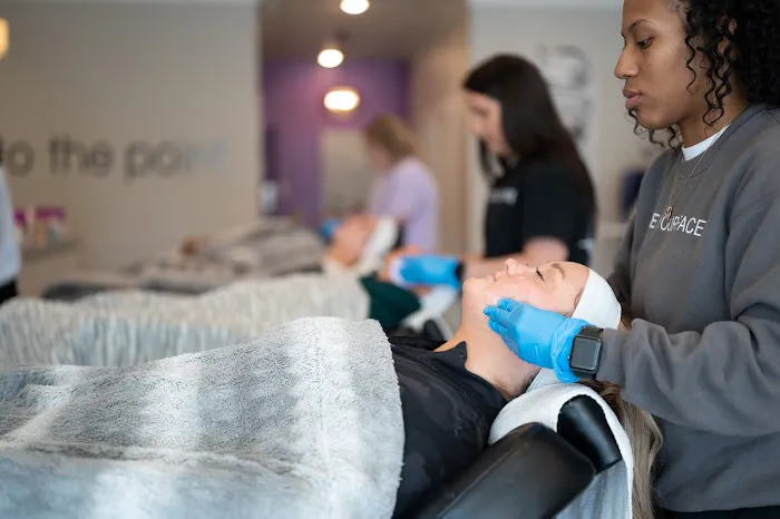 Fizz Facial Bar Picture 3