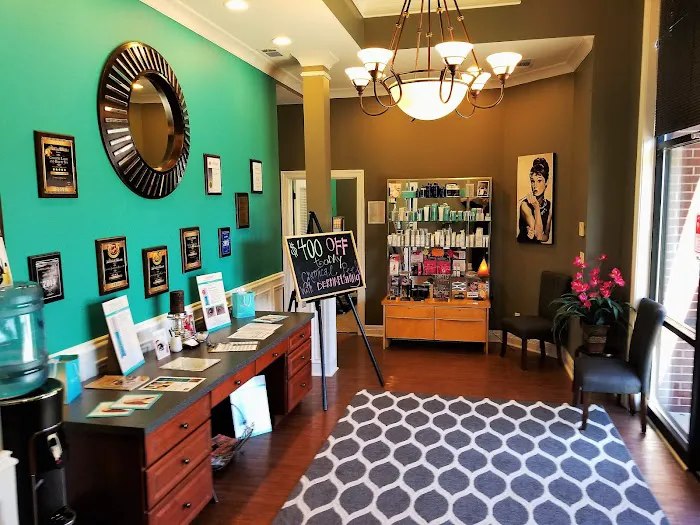 Cosmetic Laser and Beauty Spa Picture 1