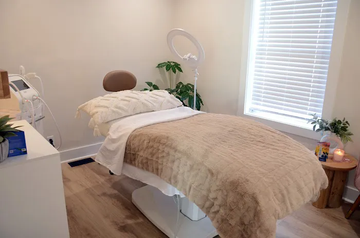 Southern Bloom Aesthetics Picture 9