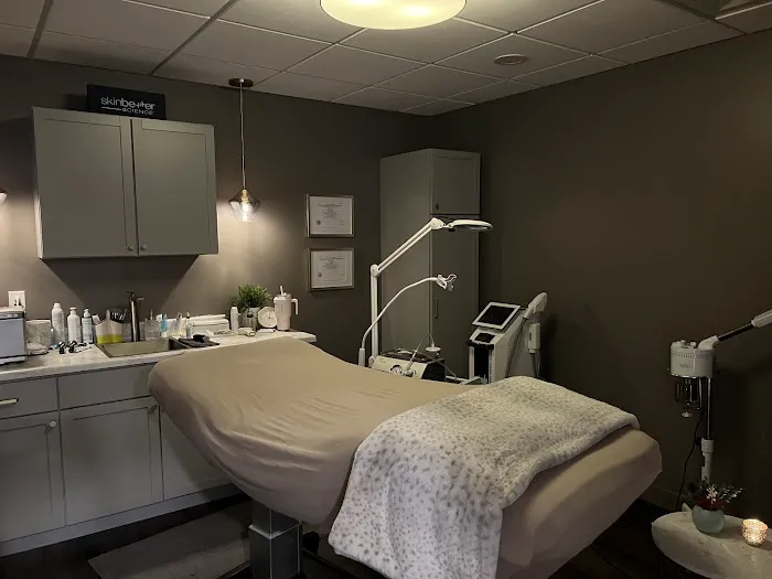Elm Grove Esthetics Picture 2