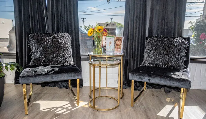 Refined Aesthetics Picture 10