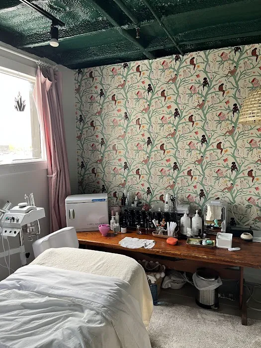 Magic Manos Picture 3