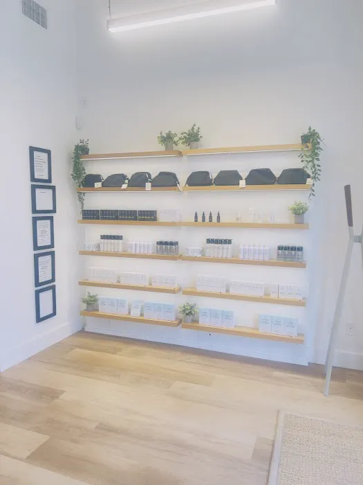 Skin Laundry - Alamo Heights Picture 3