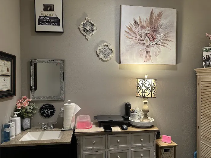 Ageless Perfection Picture 3