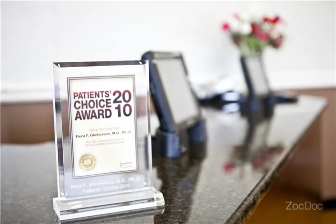 Dr. Reza F. Ghohestani, MD| Dermatologist Texas Institute of Dermatology Picture 3