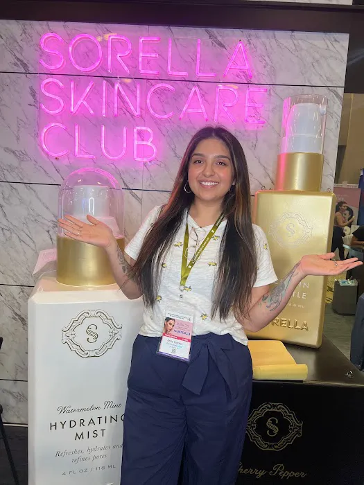 Beauty by Becky the Esti Picture 3