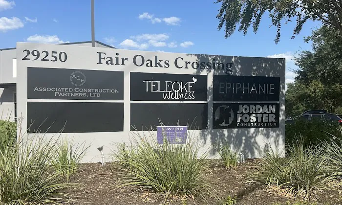 Essence Skin + Body Picture 1