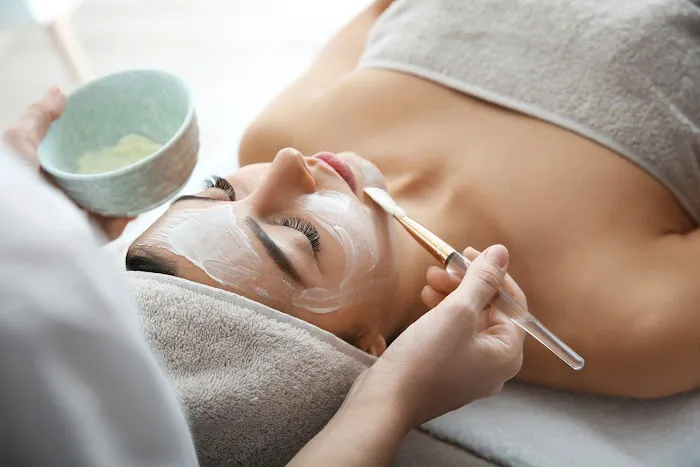 Essence Skin + Body Picture 2