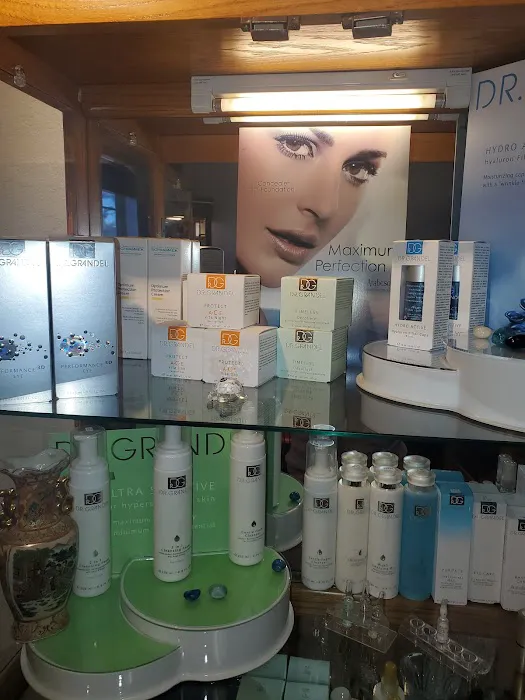 Shole's Hair and Skin Care Picture 5