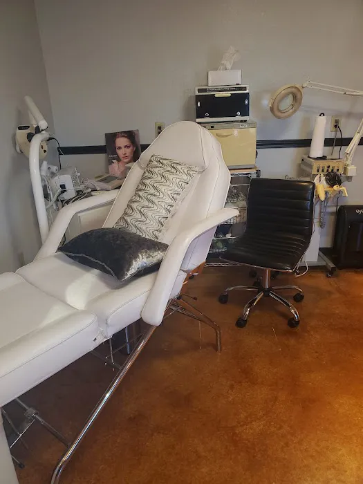 Shole's Hair and Skin Care Picture 10