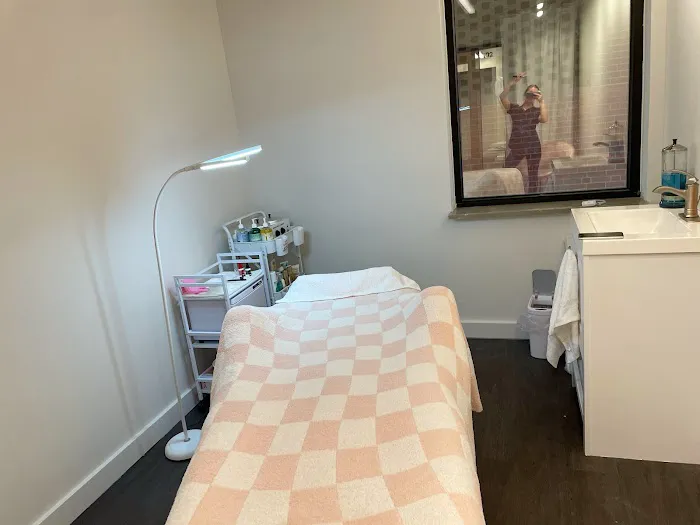 Reverie Esthetics LLC Picture 9