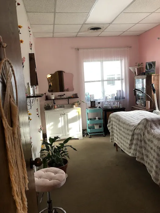 Jaclyn Allen Aesthetics Picture 2