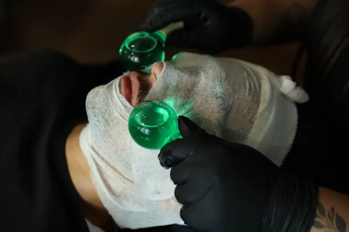 The Facial Bar- Express Skin Care Spa Picture 5