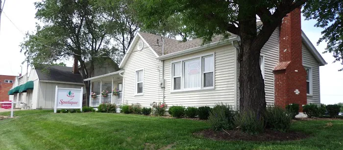 Malia Carr, LE at Grow Salon and Spa Picture 1