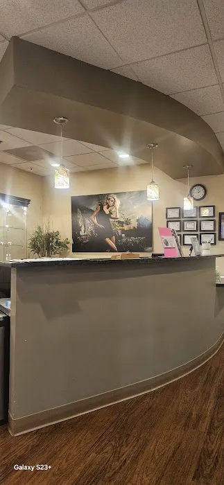 G Skin & Beauty Institute Picture 6