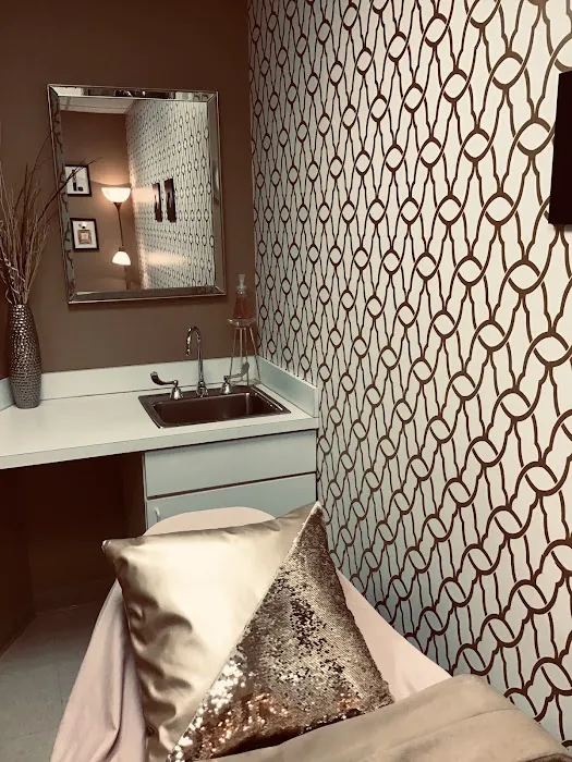 Smuve Skincare Studio Picture 2