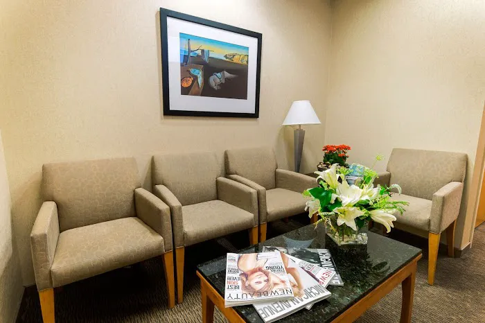 Pinski Dermatology & Cosmetic Surgery Picture 2