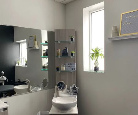 AGlowing Esthetics Studio