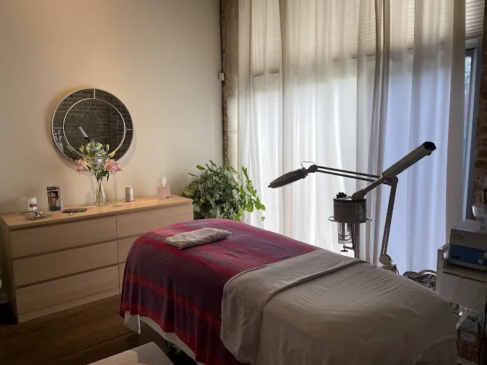 Authentic Skin Picture 3