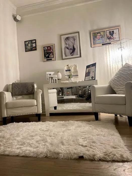 Leah Chavie Skincare Boutique, Chicago and Florida Picture 1