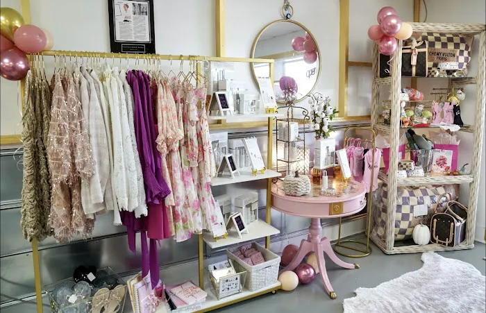 Leah Chavie Skincare Boutique, Chicago and Florida Picture 9