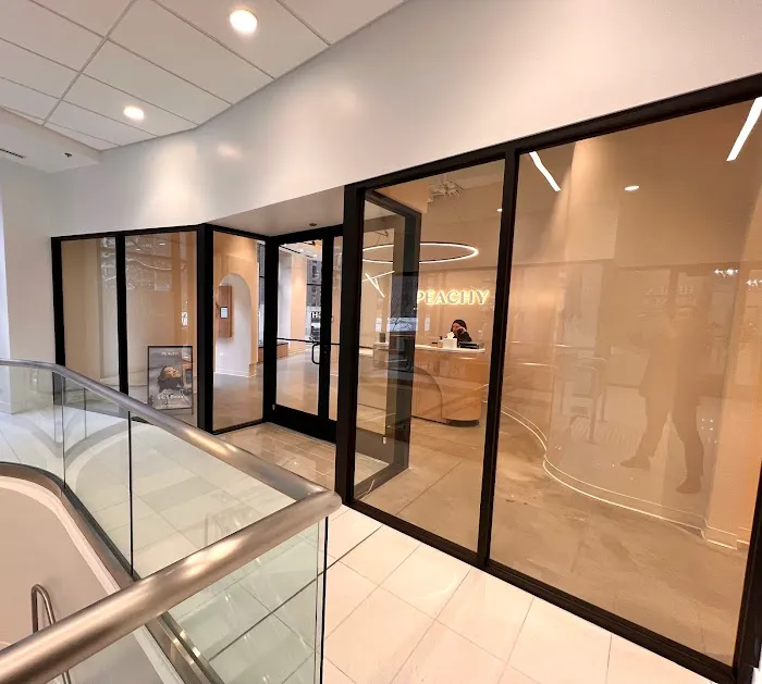 Peachy Gold Coast Picture 7